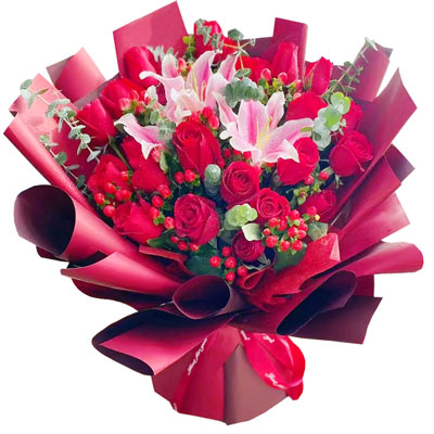 绥化22朵红玫瑰百合，爱的火焰